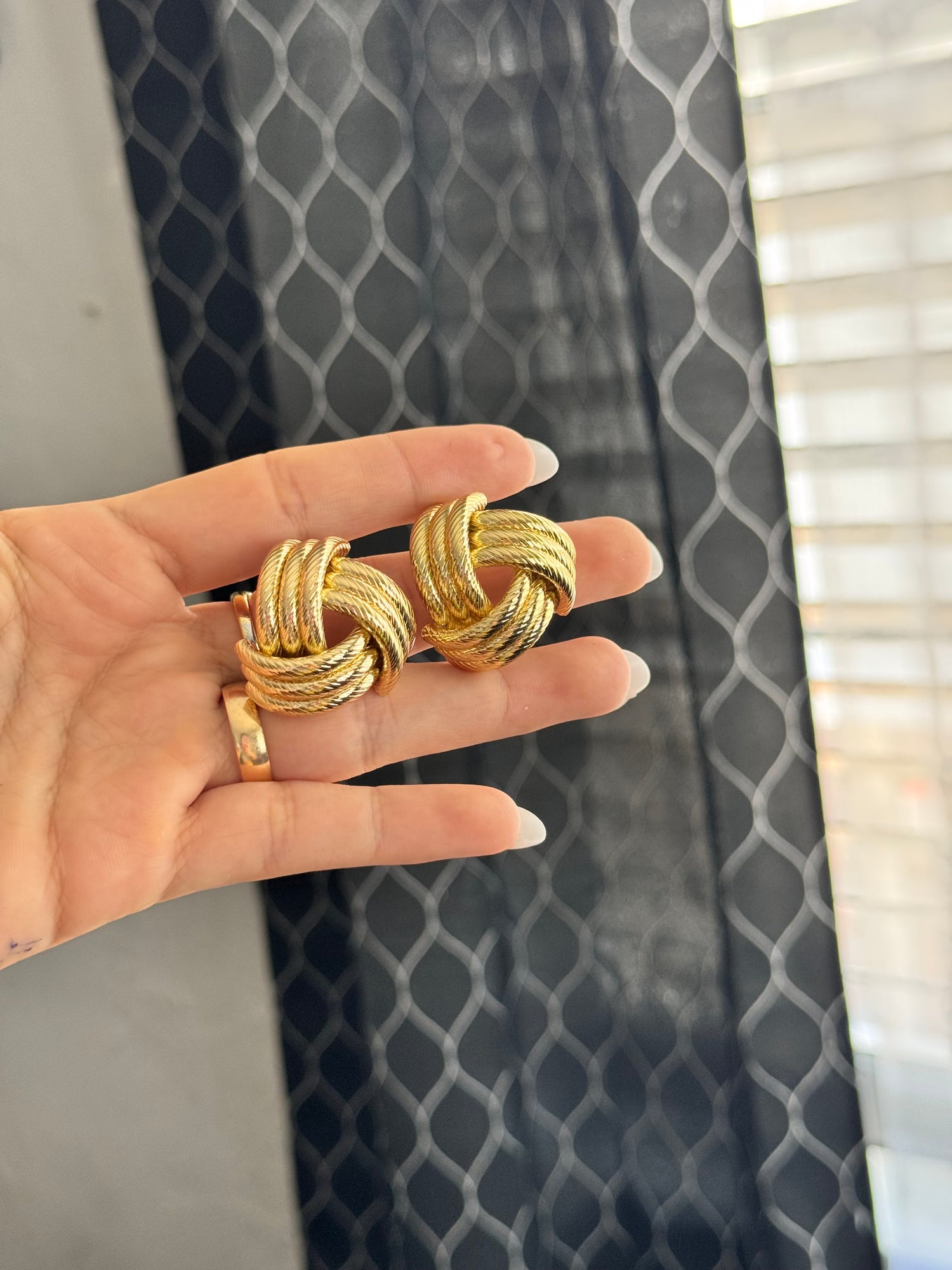 Aretes