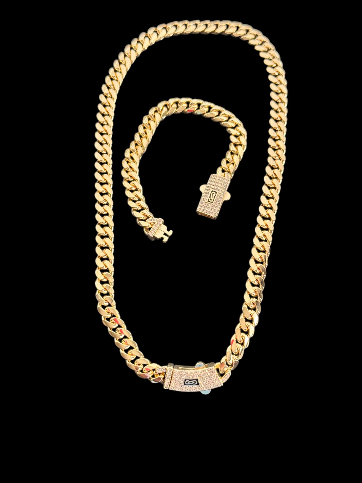 Cadenas Monacos
